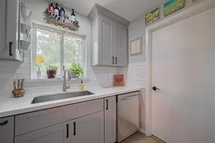 1941 Heights Dr, Katy, TX 77493 - Photo 5