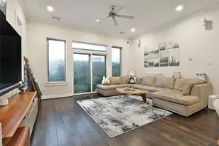 845 Fisher St, Houston, TX 77018 - Photo 9