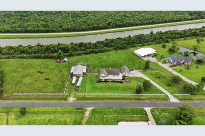 4350 Skylane Drive, Beach City, TX 77523 - Photo 33