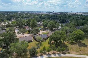 5906 Par Four Dr, Houston, TX 77088 - Photo 49