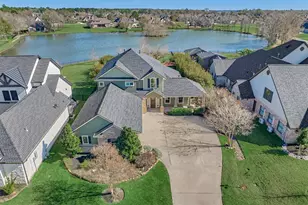 18904 W Grand Pine Cir, Montgomery, TX 77356 - Photo 1