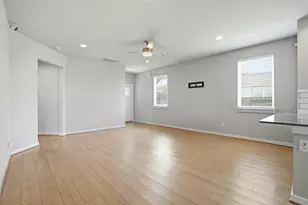 2803 Chancery Summit Ct, Houston, TX 77047 - Photo 7