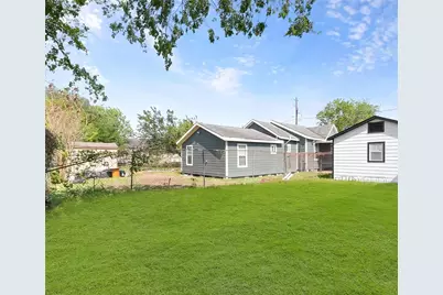 3126 Webster Street #10, Houston, TX 77004 - Photo 9