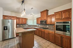 416 Augusta Dr, Huntsville, TX 77340 - Photo 5