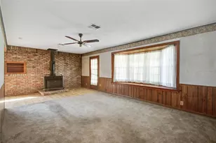 1510 W 11th St, Freeport, TX 77541 - Photo 7