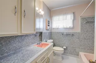 1510 W 11th St, Freeport, TX 77541 - Photo 19