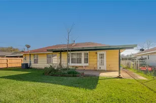 1510 W 11th St, Freeport, TX 77541 - Photo 27