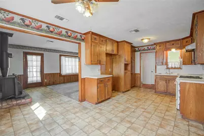 1510 W 11th Street, Freeport, TX 77541 - Photo 13