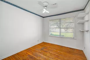 1510 W 11th St, Freeport, TX 77541 - Photo 17