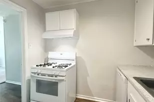 117 Oak Dr, Lake Jackson, TX 77566 - Photo 7