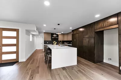 10722 Ella Lee Lane, Houston, TX 77042 - Photo 9