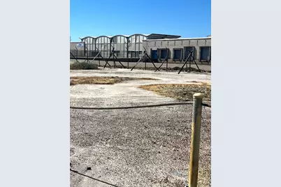 710 Interstate 10 S, Beaumont, TX 77707 - Photo 11