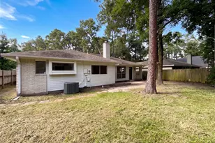 4911 Creek Shadows Dr, Houston, TX 77339 - Photo 5