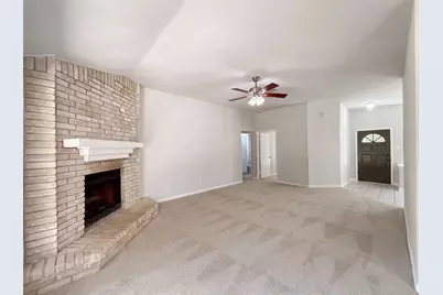 4911 Creek Shadows Drive, Houston, TX 77339 - Photo 3