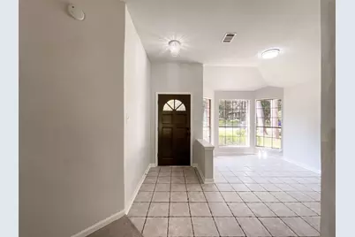 4911 Creek Shadows Drive, Houston, TX 77339 - Photo 13