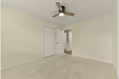 15711 Cavendish Drive, Houston, TX 77059 - Photo 23