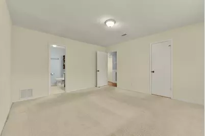 15711 Cavendish Drive, Houston, TX 77059 - Photo 15