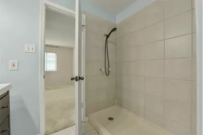 15711 Cavendish Drive, Houston, TX 77059 - Photo 17