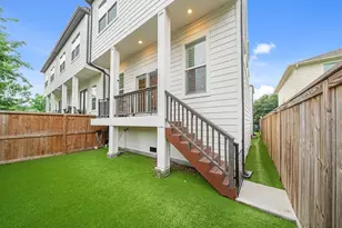 816 E 38th St, Houston, TX 77022 - Photo 9