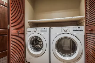 246 Litchfield Lane, Houston, TX 77024 - Photo 15