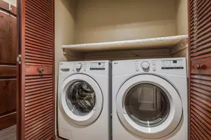 246 Litchfield Ln, Houston, TX 77024 - Photo 15