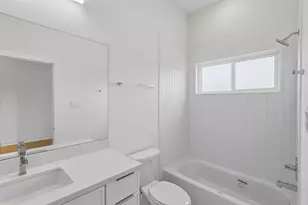 904 Kern St, Houston, TX 77009 - Photo 13