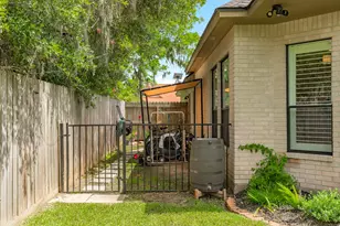 2286 Riverside Dr, West Columbia, TX 77486 - Photo 35