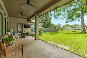 2286 Riverside Dr, West Columbia, TX 77486 - Photo 31