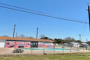 423 Calumet, Palacios, TX 77465 - Photo 25