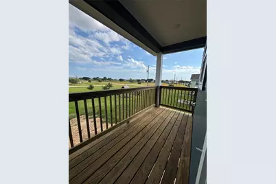 423 Calumet, Palacios, TX 77465 - Photo 7