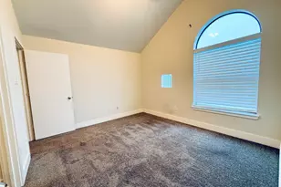 9813 Cynthia Ann Ct, Houston, TX 77025 - Photo 27
