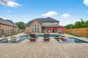 27554 Kingsland Pl Ln, Fulshear, TX 77441 - Photo 35