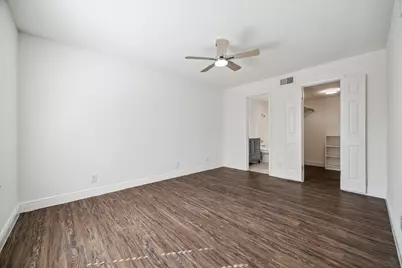 9700 Leawood Boulevard #1214, Houston, TX 77099 - Photo 11