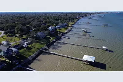 3635 Bayshore Drive, Bacliff, TX 77518 - Photo 5