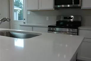 1571 Belton Ln, Anahuac, TX 77514 - Photo 7