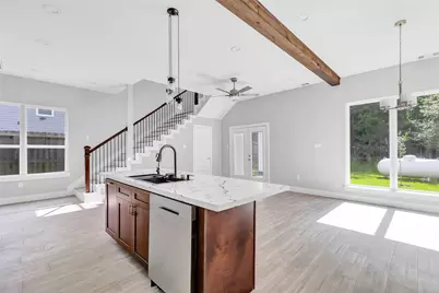 729 Magnolia Point Drive, Houston, TX 77336 - Photo 15