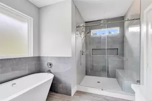 729 Magnolia Point Dr, Houston, TX 77336 - Photo 29