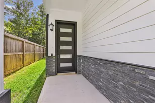 729 Magnolia Point Dr, Houston, TX 77336 - Photo 7