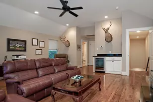 1215 W Bell St, Houston, TX 77019 - Photo 23