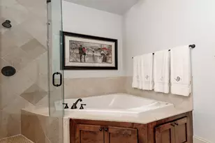 1215 W Bell St, Houston, TX 77019 - Photo 19