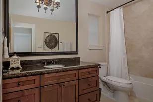 1215 W Bell St, Houston, TX 77019 - Photo 25