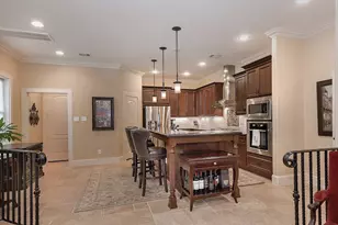 1215 W Bell St, Houston, TX 77019 - Photo 5