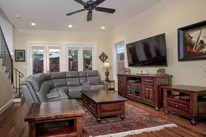 1215 W Bell Street, Houston, TX 77019 - Photo 9