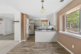 11270 Summit Dr, Conroe, TX 77303 - Photo 9