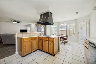 14418 Sycamore Lake Rd Rd, Houston, TX 77062 - Photo 11