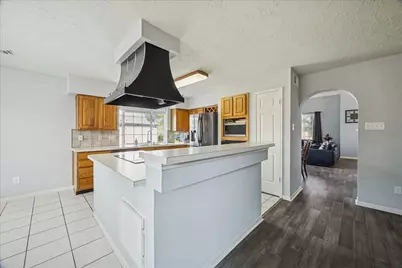 14418 Sycamore Lake Rd Road, Houston, TX 77062 - Photo 9