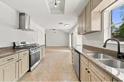 8339 Carvel Lane, Houston, TX 77036 - Photo 13