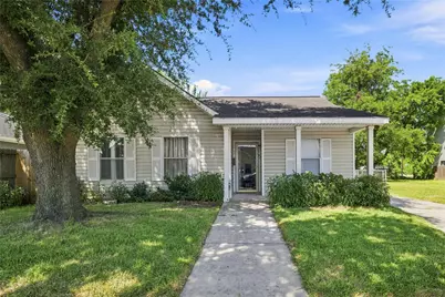 1715 Brewster Street, Houston, TX 77020 - Photo 1