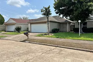 11103 Bellerive Dr, Houston, TX 77072 - Photo 23