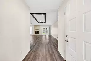 11103 Bellerive Dr, Houston, TX 77072 - Photo 3